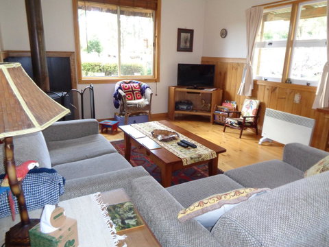 Post House Cottage - Your Accommodation 6