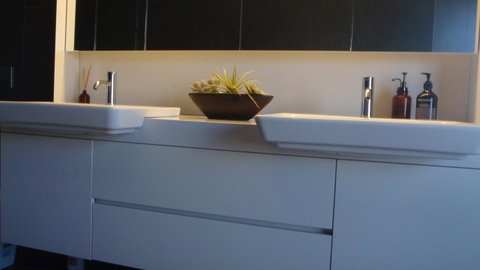 Quarry House Luxury Retreat - Your Accommodation 13
