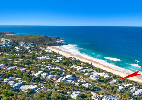 NEW Sunshine Beach Family Escape 3 Bedroom With Free Wifi And Parking - Your Accommodation 2