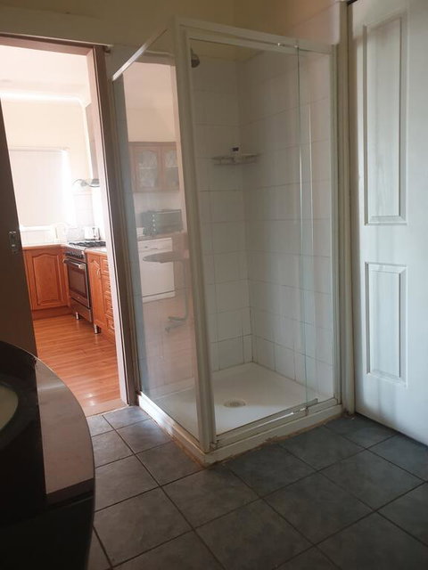 Newell Hwy Caravan Park - Your Accommodation 0