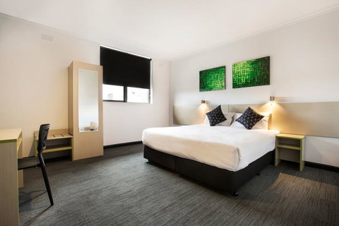 Nightcap At St Albans Hotel - Your Accommodation 0