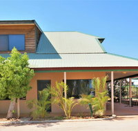 Ningaloo Breeze Villa 5 - 3 Bedroom Fully Self-Contained Holiday Accommodation - Your Accommodation