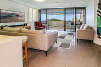 North Shore Towers