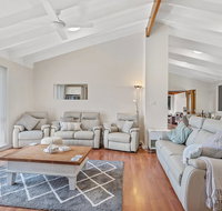 Ocean Beach Road 22 - Your Accommodation