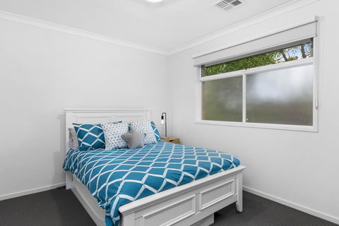 OCEAN BREEZE Family Home - Your Accommodation 3