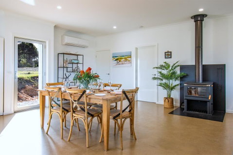 Ocean View - Your Accommodation 1