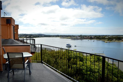 Ocean View Apt 1 - Your Accommodation 3