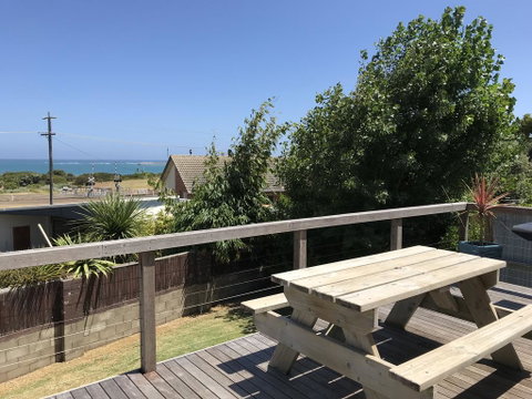 OCEAN VIEWS - Your Accommodation 2