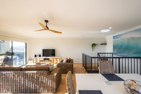 Oceanside - Your Accommodation 3