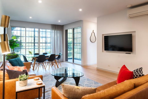 Orange Stay Townhouses - Your Accommodation 2