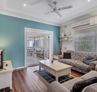 Oscars Pet Friendly Beach House 14 Tomaree Road - Your Accommodation