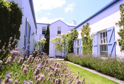 Oscars Waterfront Boutique Hotel - Your Accommodation 2
