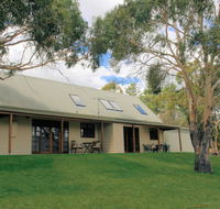 Otago Cottage - Your Accommodation