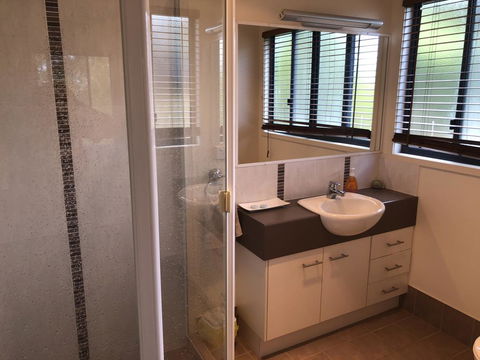 Our Beach House - Your Accommodation 3