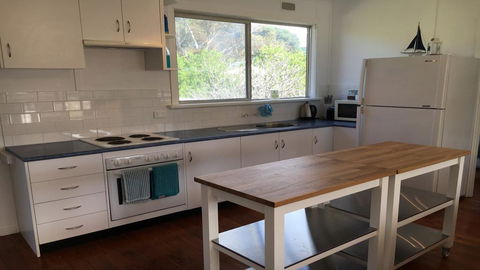 Our Place - 12 Boathaven Drive - Your Accommodation 2