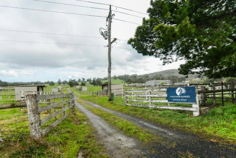 Pakenham Ranges - Your Accommodation 0