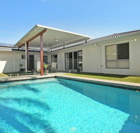 Palm 95 - Modern 4 BDRM Home with Pool - Your Accommodation
