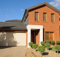 Pampas Grass Homestay A - Your Accommodation