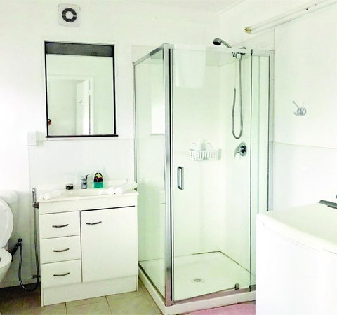 Paradise Eco Unit - Your Accommodation 2