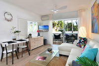 Paradise Port Douglas 201