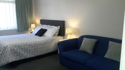 Paramount Motel - Your Accommodation 0