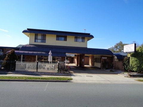 Parkway Motel - Your Accommodation 0