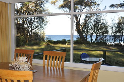 Pebbly Beach Shacks - Your Accommodation 1