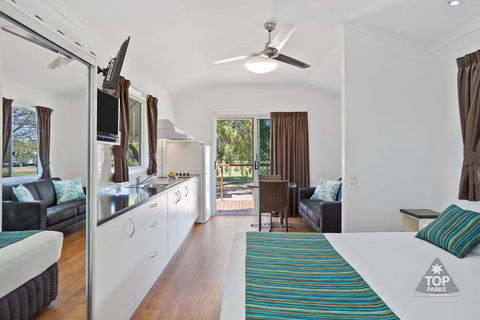 Pelican Rest Tourist Park - Your Accommodation 0