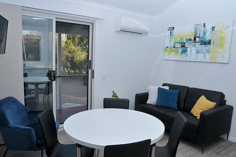 Pelican Rest Tourist Park - Your Accommodation 1