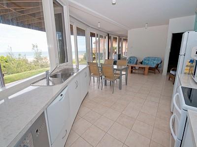 Pelicans Perch - Your Accommodation 3