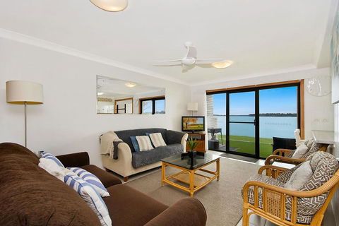 Peninsula Court 5 - Your Accommodation 0