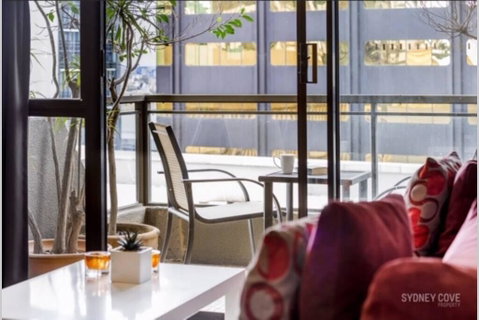 Perfect City Location. Immaculate Apartment With Parking - Your Accommodation 3