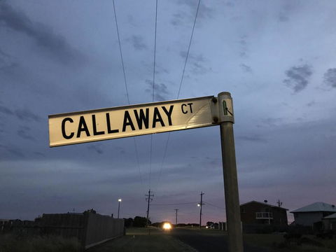 Peterborough Getaway - Your Accommodation 1