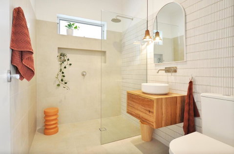 Pine At Arlo's - Refined Luxury In Glenelg - Your Accommodation 1