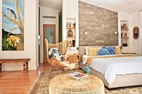 Pineapple Petes Beach House