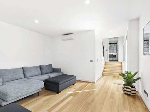 POINT BREAK , NEW LISTING 2019,  - Your Accommodation 3