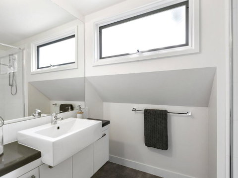 Point Roadknight Paradise Villa 6 - Your Accommodation 3