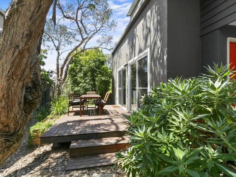 Point Roadknight Paradise Villa 6 - Your Accommodation 2
