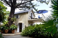 Port Douglas Cottage  Lodge