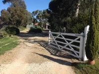 Port Elliot rural retreat
