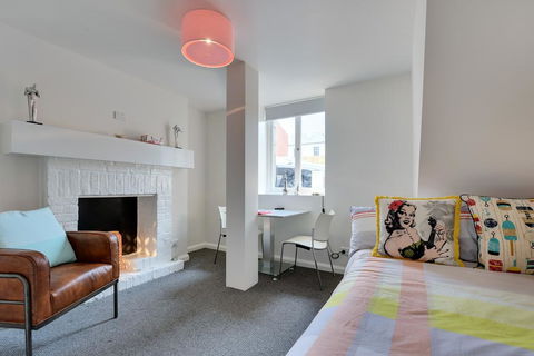 Portsea Place - Your Accommodation 0