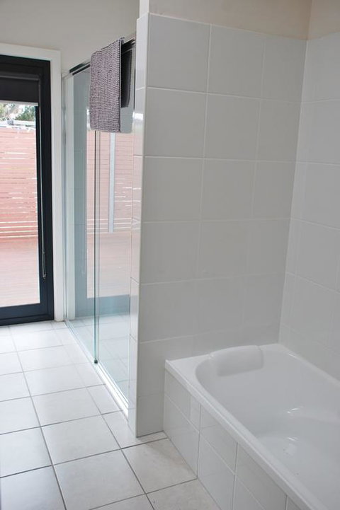 POSITION PERFECT CENTRAL INVERLOCH - Your Accommodation 3