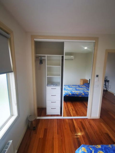 Private Luxury Bedroom - Your Accommodation 3