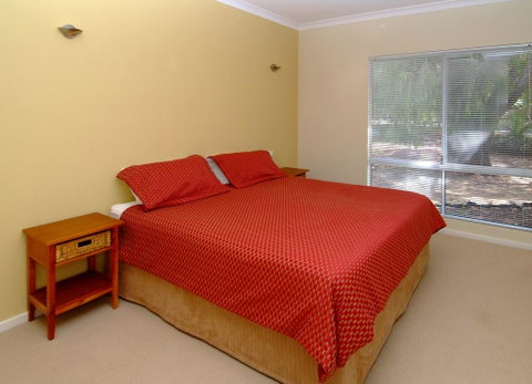 Purple Patch - Your Accommodation 3
