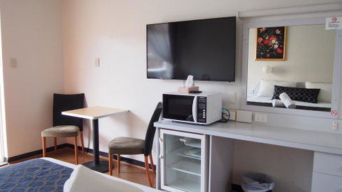 Queanbeyan Motel - Your Accommodation 2