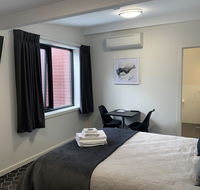 Queens Arms Hotel - Your Accommodation