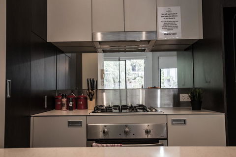 Readyset On Altona - Your Accommodation 2