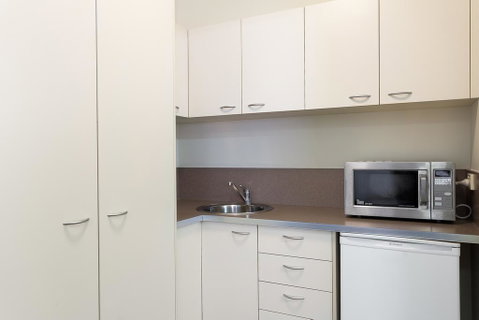 Redcliffe Motor Inn - Your Accommodation 1