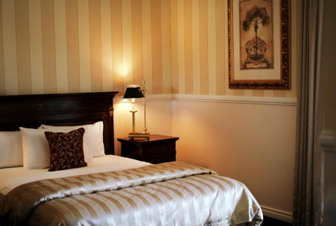 Redearth Boutique Hotel - Your Accommodation 0