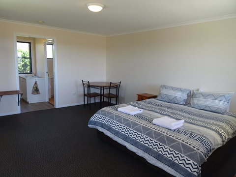 Redgate B&B - Your Accommodation 0